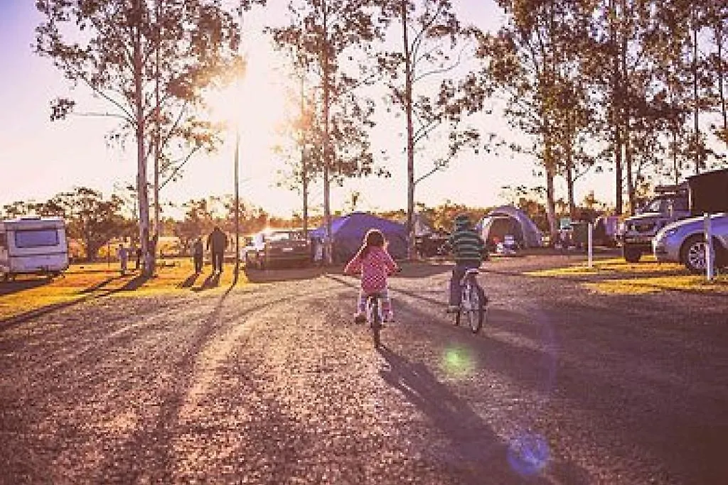 The Woolshed At Jondaryan Hotel Campsite