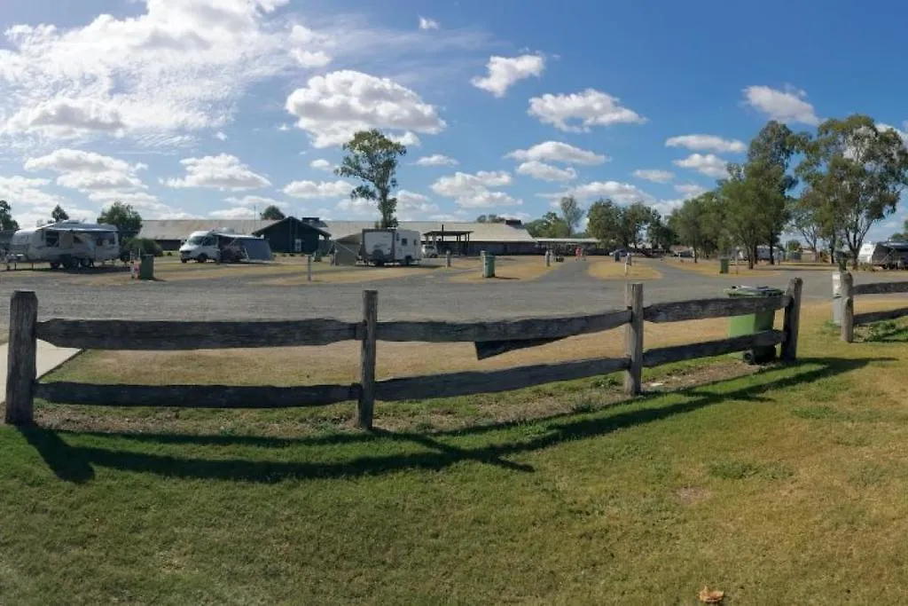**** Campsite The Woolshed At Jondaryan Hotel Australia